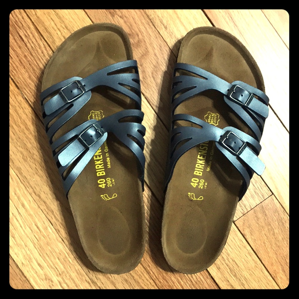 Blue metallic Birkenstock’s